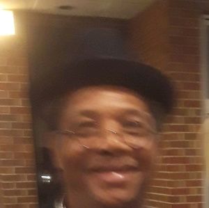 Meet your Posher, Isaac